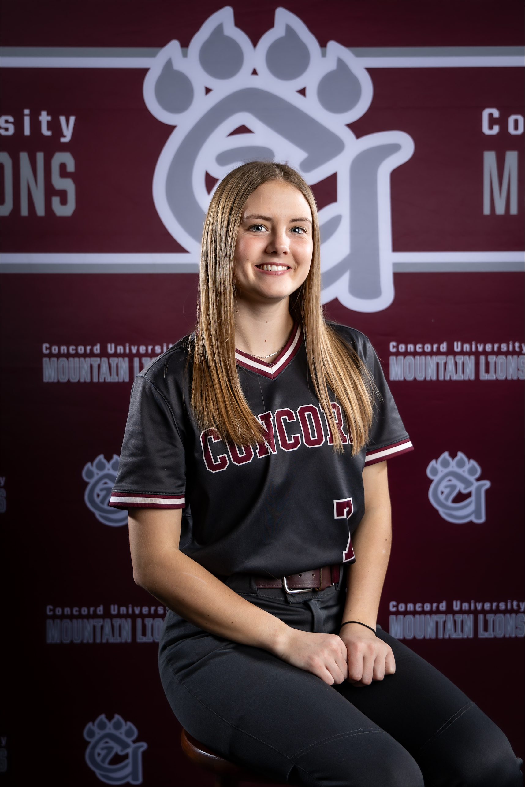 A photo of Josi Ervin wearing her CU Softball Uniform